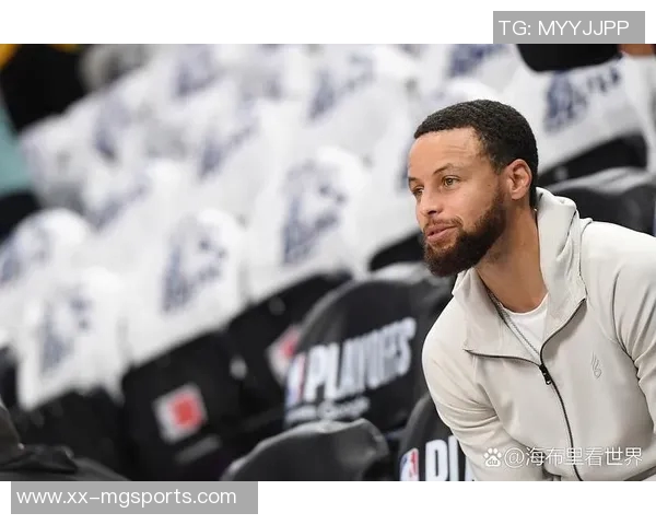 库里谈球队状态：一切顺理成章目标是持续保持良好表现